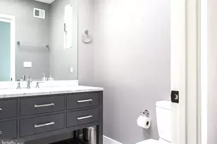 819 6th St NW, Washington, DC 20001 - Photo 10