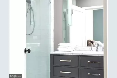 819 6th Street NW #SUITE 3 ROOM, Washington, DC 20001 - Photo 2