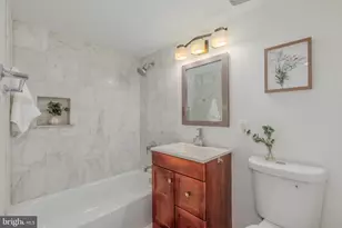 1926 New Hampshire Ave NW, Washington, DC 20009 - Photo 14