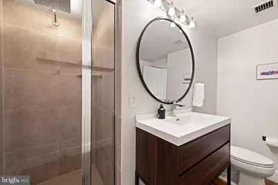 916 G Street NW #903, Washington, DC 20001 - Photo 34