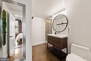 916 G St NW, Washington, DC 20001 - Photo 32