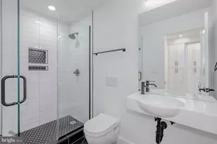722 Kenyon St NW, Washington, DC 20010 - Photo 14