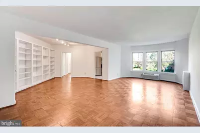 2500 Q Street NW #216, Washington, DC 20007 - Photo 2