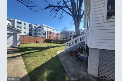 7123 Chestnut Street NW, Washington, DC 20012 - Photo 6