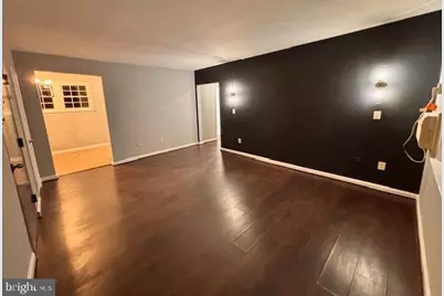 44 49th Street SE #302, Washington, DC 20019 - Photo 2