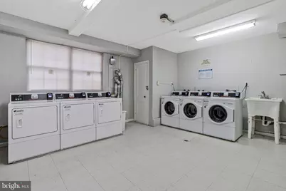 939 Longfellow Street NW #6, Washington, DC 20011 - Photo 20