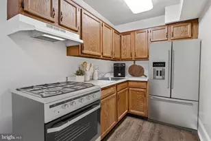 939 Longfellow St NW, Washington, DC 20011 - Photo 6