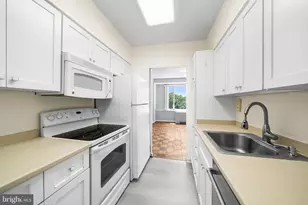 4301 Massachusetts Ave NW, Washington, DC 20016 - Photo 26