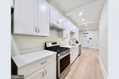 610 Raleigh Place SE, Washington, DC 20032 - Photo 2