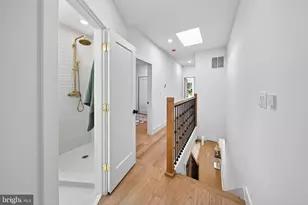 919 F St NE, Washington, DC 20002 - Photo 32