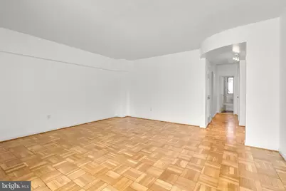 1727 Massachusetts Avenue NW #502, Washington, DC 20036 - Photo 4
