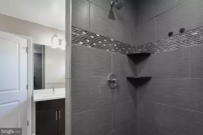 412 Woodcrest Drive SE #412B, Washington, DC 20032 - Photo 28