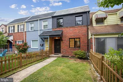 323 34th Street NE, Washington, DC 20019 - Photo 2