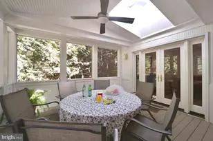 3137 Aberfoyle Pl NW, Washington, DC 20015 - Photo 18