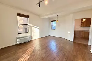 2310 Ashmead Pl NW, Washington, DC 20009 - Photo 4