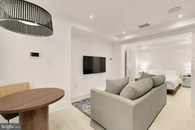 1204 Q Street NW #1, Washington, DC 20009 - Photo 2