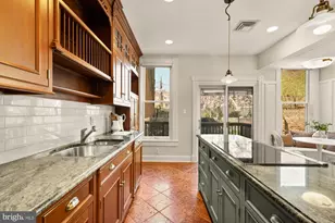 111 5th St SE, Washington, DC 20003 - Photo 10