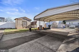 1005 Evarts St NE, Washington, DC 20018 - Photo 32