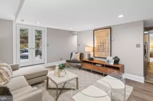 1726 17th St NW, Washington, DC 20009 - Photo 1