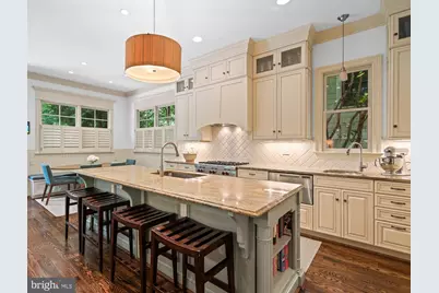 2215 King Place NW, Washington, DC 20007 - Photo 18