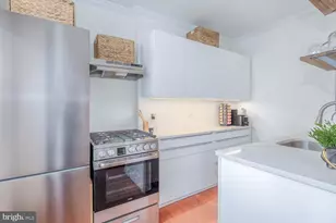 2100 19th NW, Washington, DC 20009 - Photo 10
