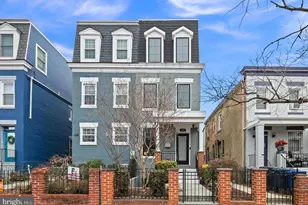 330 16th St SE, Washington, DC 20003 - Photo 2