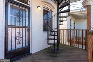 1218 D St SE, Washington, DC 20003 - Photo 24