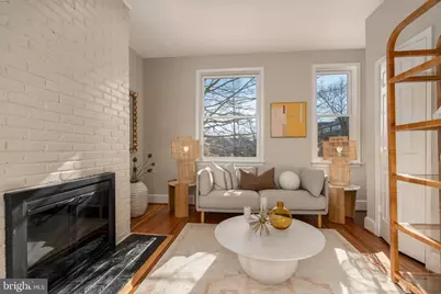 1218 D Street SE #4, Washington, DC 20003 - Photo 8