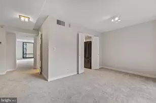 1099 22nd Street NW, Washington, DC 20037 - Photo 8