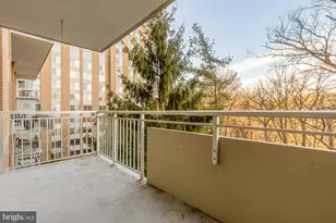 3001 Veazey Terrace NW, Washington, DC 20008 - Photo 14