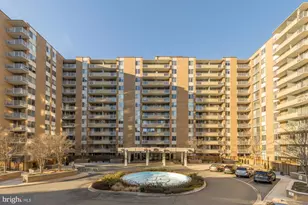 3001 Veazey Terrace NW, Washington, DC 20008 - Photo 2