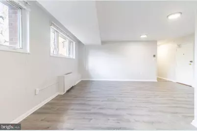 2400 41st Street NW #104, Washington, DC 20007 - Photo 6