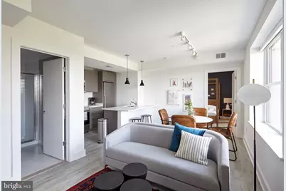 816 Potomac Avenue SE #202, Washington, DC 20003 - Photo 2