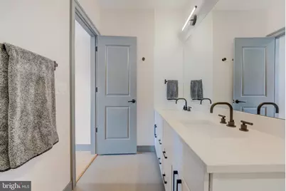 811 Upshur Street NW #7, Washington, DC 20011 - Photo 28