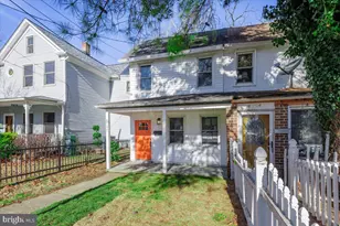 4702 Meade St NE, Washington, DC 20019 - Photo 2