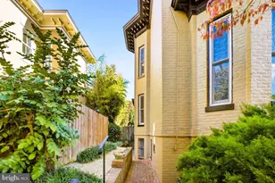 101 6th St NE, Washington, DC 20002 - Photo 2