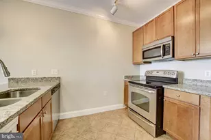 1391 Pennsylvania Ave. SE, Washington, DC 20003 - Photo 10