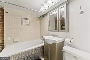 1205 4th St NW, Washington, DC 20001 - Photo 14