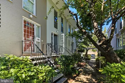237 G Street SW #120, Washington, DC 20024 - Photo 4