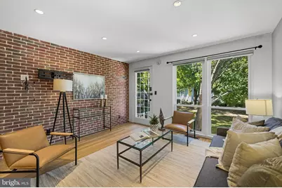 237 G Street SW #120, Washington, DC 20024 - Photo 12