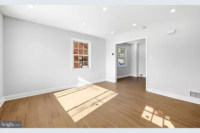 334 Nicholson Street NE, Washington, DC 20011 - Photo 4