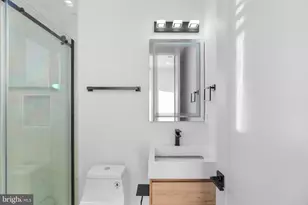 1140 Oates St NE, Washington, DC 20002 - Photo 40