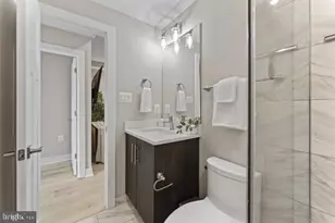 818 NW Kennedy Street NW, Washington, DC 20011 - Photo 18