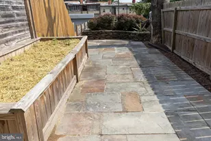 1819 L St NE, Washington, DC 20002 - Photo 14