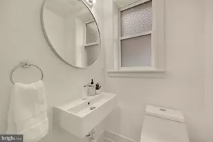 1328 Shepherd St NW, Washington, DC 20011 - Photo 44