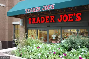 2425 L Street NW, Washington, DC 20037 - Photo 32