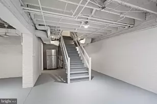 2214 Wyoming Ave NW, Washington, DC 20008 - Photo 34