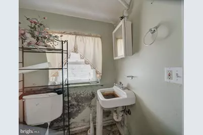 2015 Douglas Street NE, Washington, DC 20018 - Photo 40