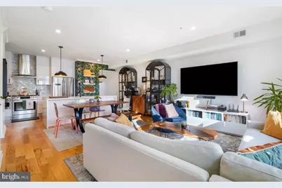 111 Varnum Street NW #3, Washington, DC 20011 - Photo 4