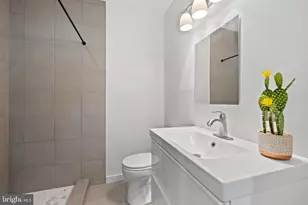 2228 40th St NW, Washington, DC 20007 - Photo 18